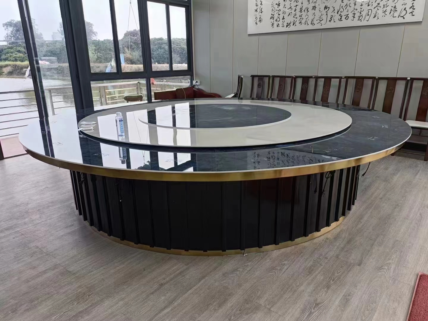 电动餐桌尺寸规格	新中式电动酒桌设备