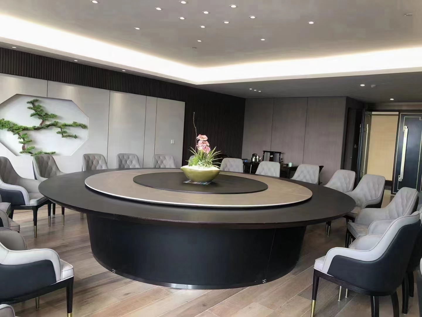 如何保养圆桌 How to maintain a round table